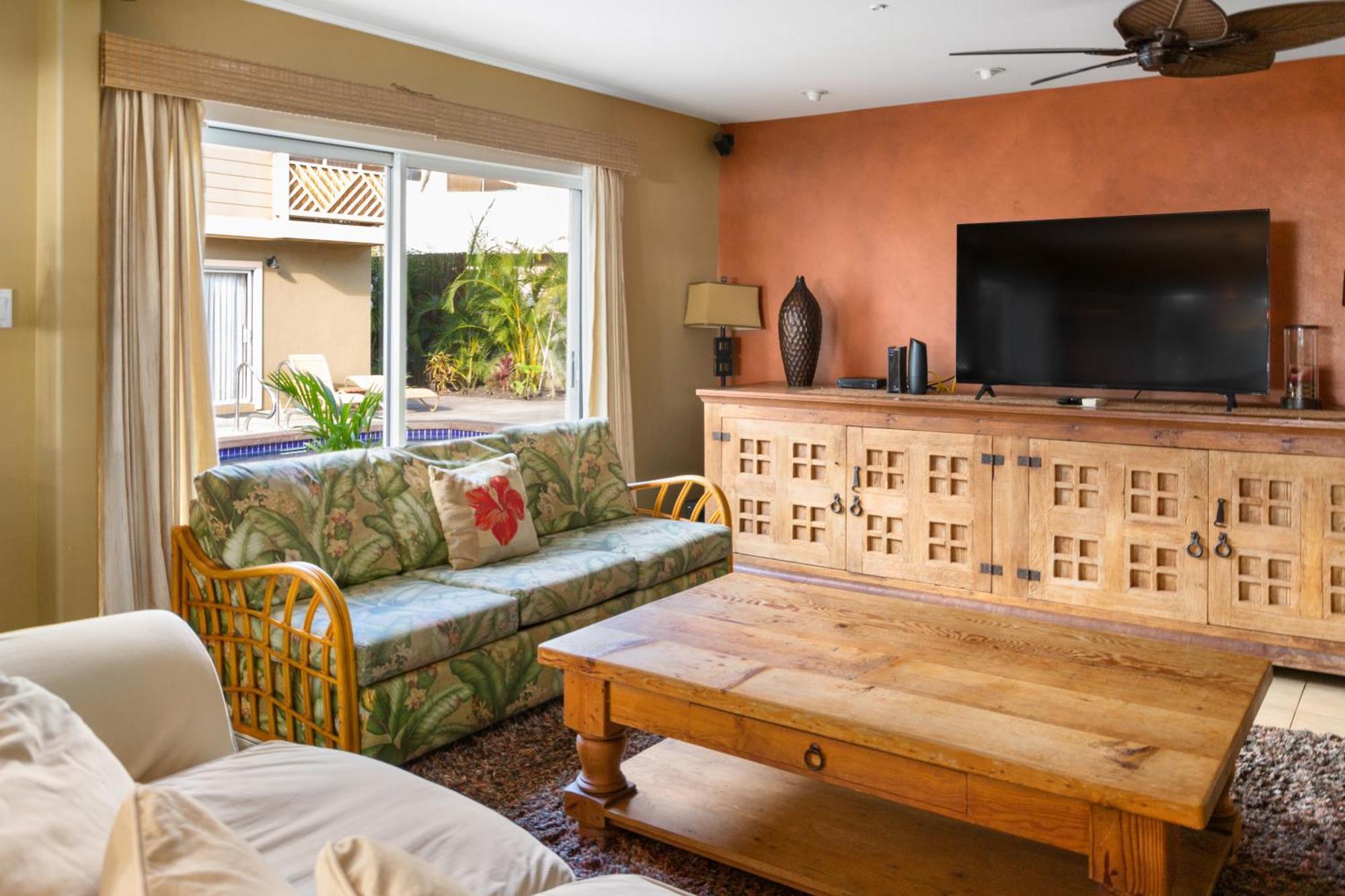 Plumeria Suite, 2-Bedrooms, Sleeps 6, Pool & Bbq, Pre-Renovation Summer Sale Kihei Exteriör bild